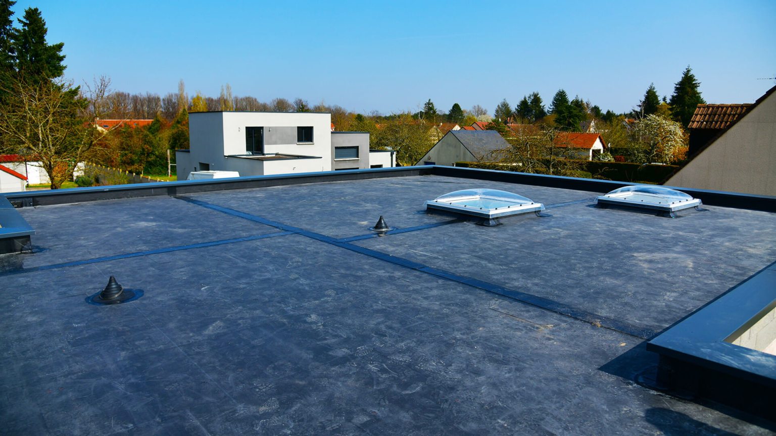 Commercial EPDM flat roof